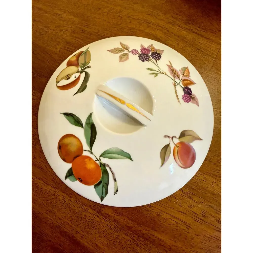 Vintage Royal Worcester Evesham Gold covered casserole dish